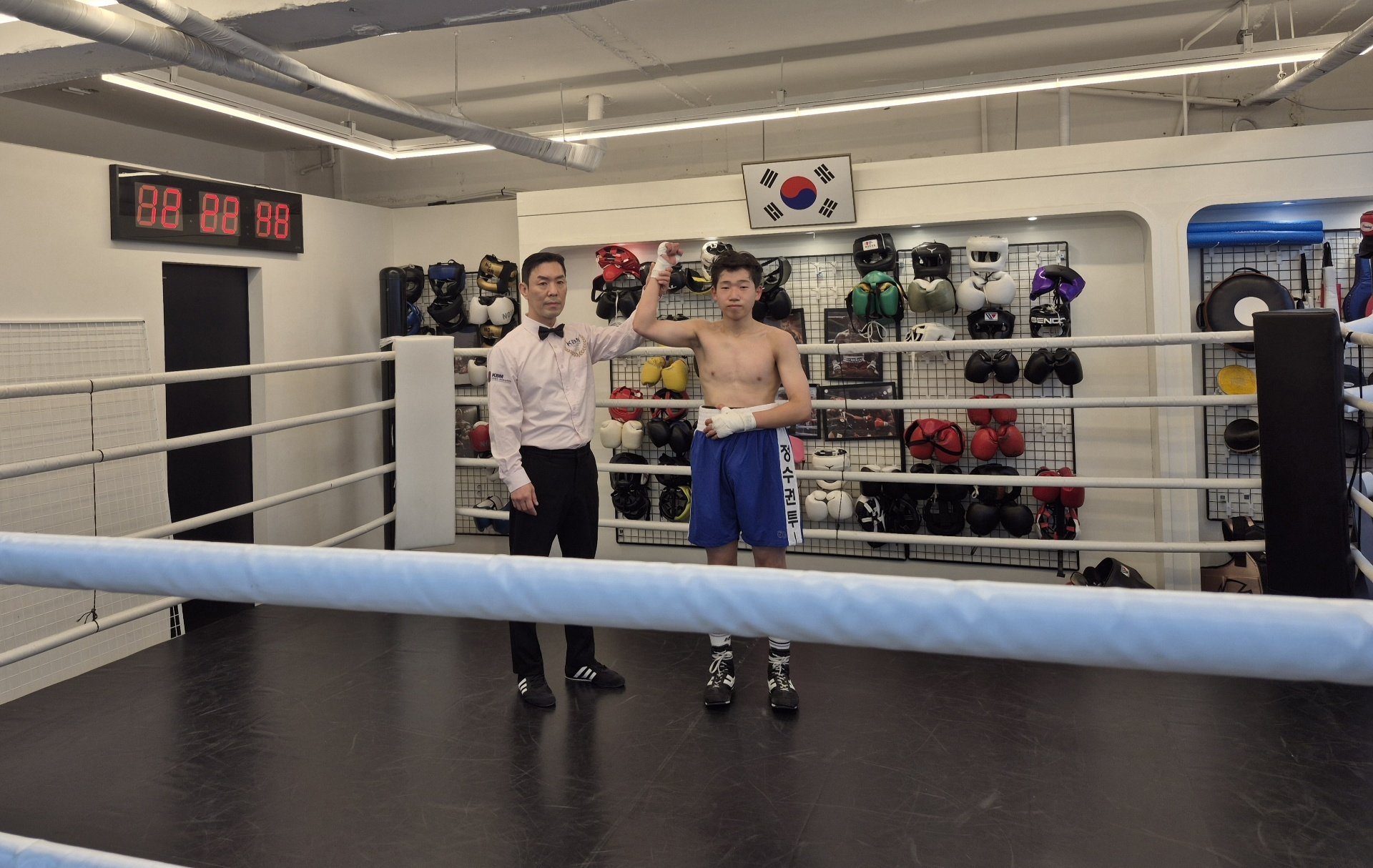 3556021065_on4B8MiP_b8bd0892e45b01b7a071821e6291cb96f86c03fb.jpg 이미지크게보기